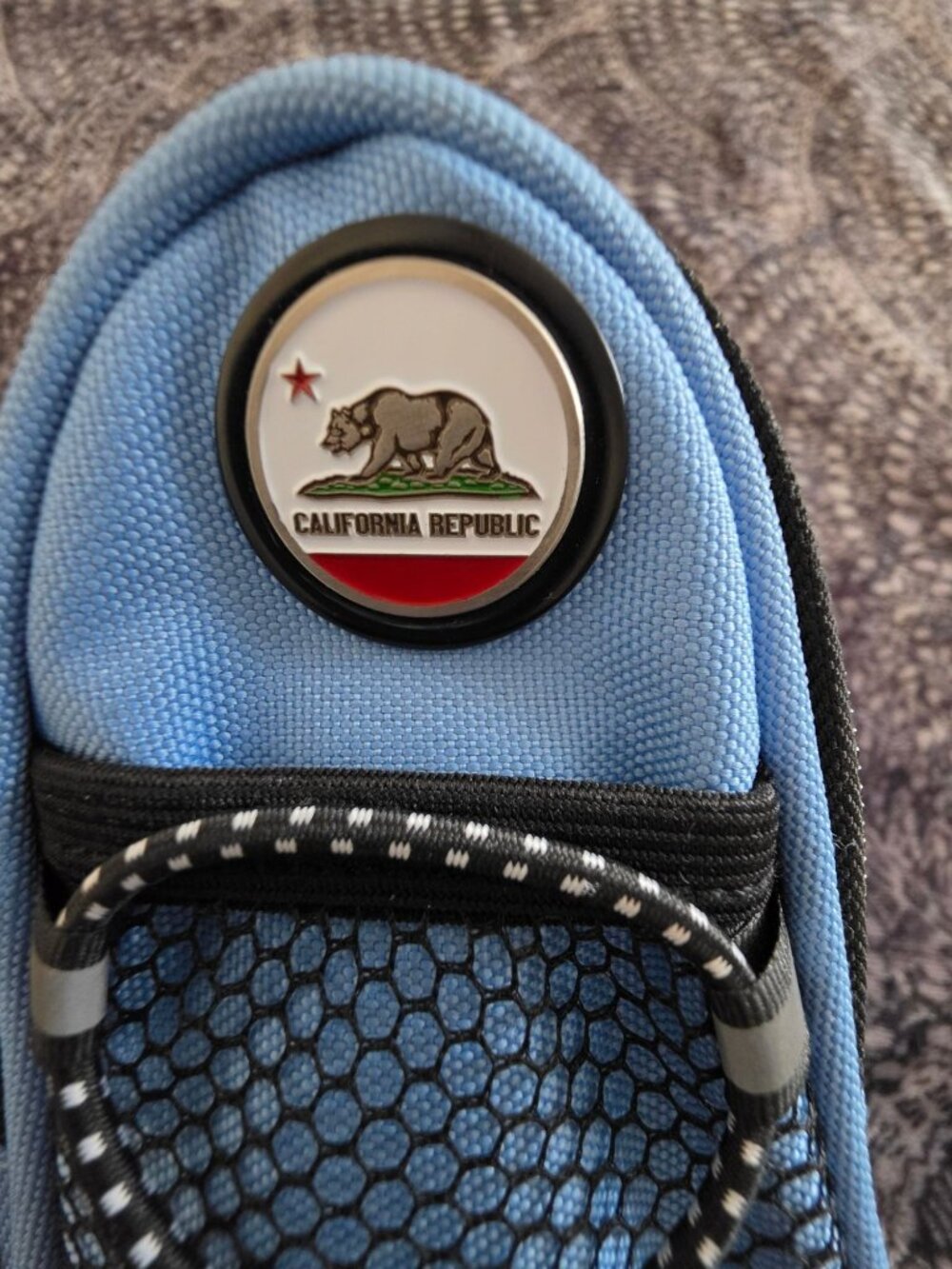 Mini Blue California Republic Logo Pouch Bag, Compact Travel Accessory - Picture 2 of 8